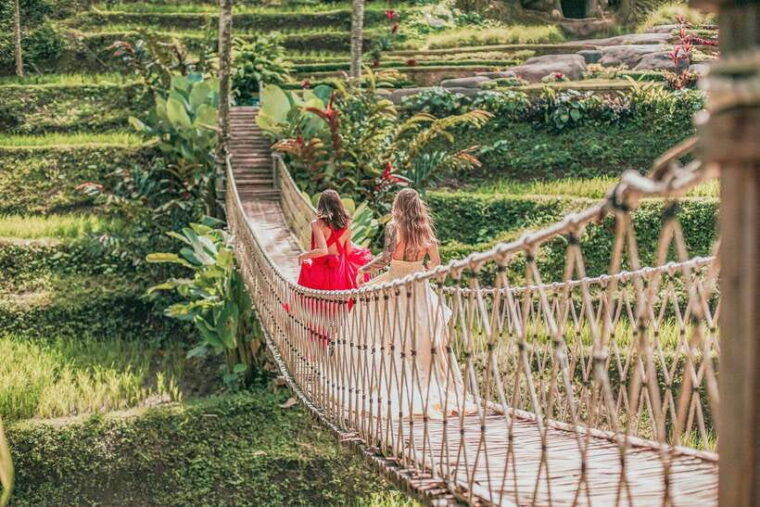 cretya-ubud-infinity-poolhidden-waterfall-temple-lunch