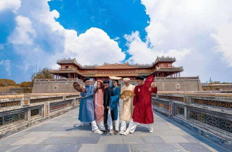 cross-hai-van-pass-and-soak-in-hues-beauty
