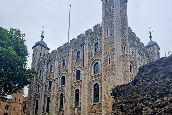 crown-jewels-royal-secrets-scandals-and-tower-of-london-tour