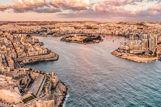 cruise-around-maltas-harbours-and-creeks-from-sliema