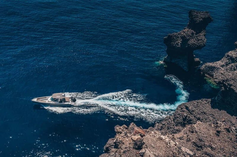 CRUISE AROUND SANTORINI IN STYLE AND SPEED - Frequently Asked Questions
