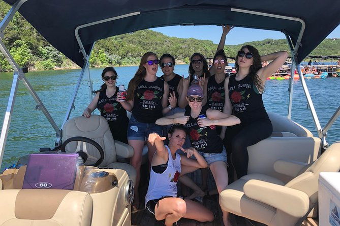 cruise-austins-beautiful-lakes