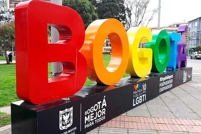 cruise-bogota-gay-district