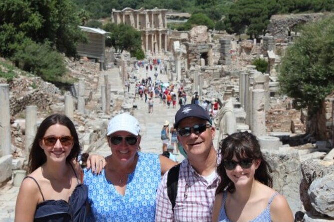 cruise-guests-highlights-of-ephesus-tour-kusadasi-tours