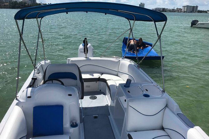 cruise-on-a-21-luxury-deck-boat-choice-of-tour-sandbars-watermat
