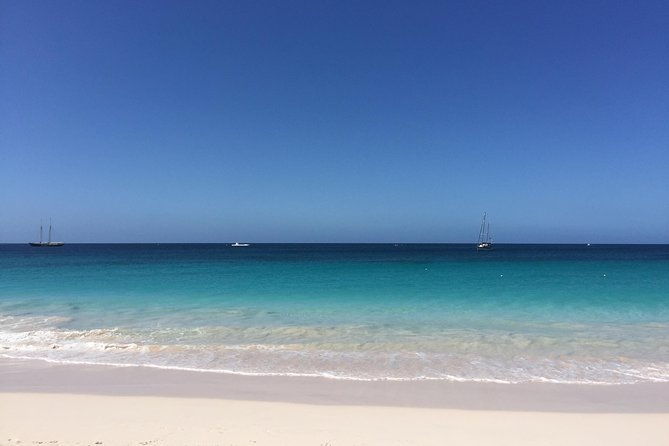 cruise-passanger-beach-day-in-barbados-with-shuttle-transfers