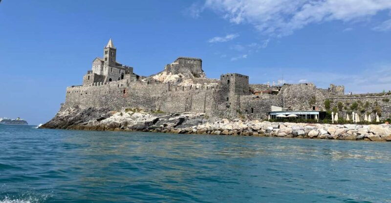 cruise-portovenere-and-the-3-islands-with-aperitif-included