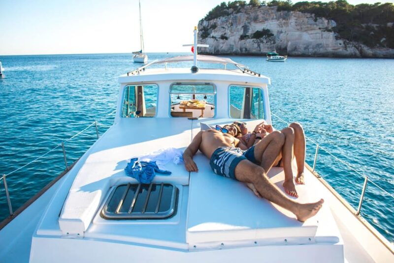 cruise-ship-passenger-for-the-beaches-of-the-south-of-menorca-snorkeling-and-sup