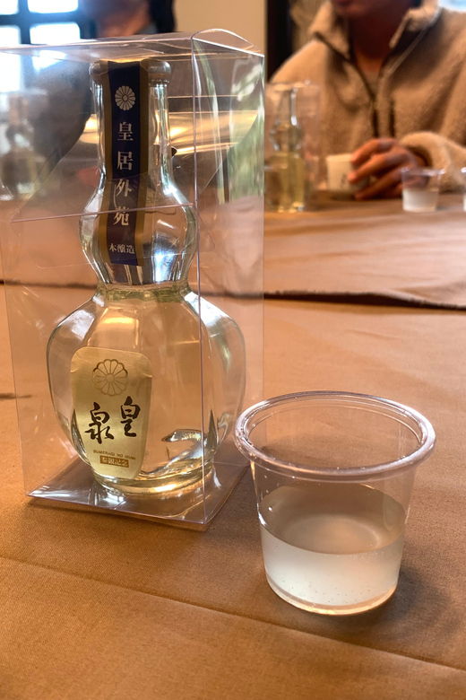 cruise-shore-excursion-kobe-sake-tasting-with-local-guide