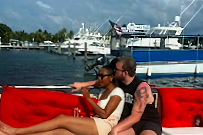 cruise-the-palm-beach-intracoastal-on-a-90-minute-tour