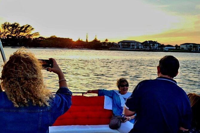 cruise-the-palm-beach-intracoastal-on-a-90-minute-tour