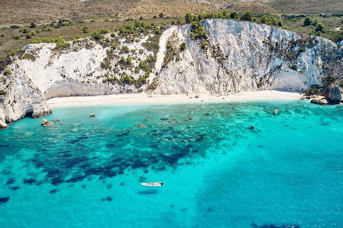 cruise-to-white-rocks-xi-beach-with-lunch-and-wine