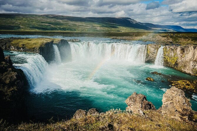 cruise-tour-godafoss-and-myvatn-lake-and-dettifoss-small-group