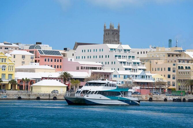crystal-caves-hamilton-shopping-and-beach-tour