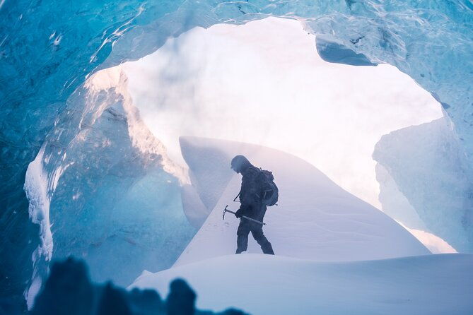 crystal-ice-cave-tour-from-jokulsarlon-glacier-lagoon