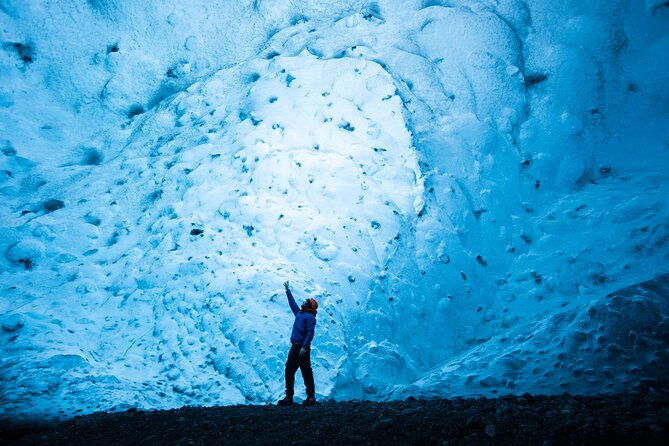 crystal-ice-cave-tour-from-jokulsarlon-glacier-lagoon