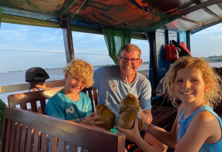 cu-chi-tunnels-and-mekong-delta-1-day-tour-2