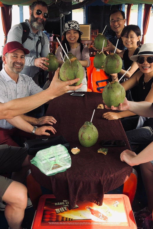 cu-chi-tunnels-and-mekong-delta-day-tour