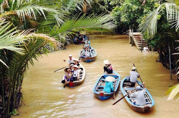 cu-chi-tunnels-and-mekong-delta-day-tour