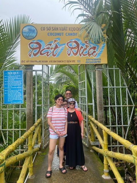 cu-chi-tunnels-and-mekong-delta-day-trip-2