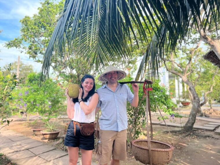 cu-chi-tunnels-and-mekong-delta-full-day-tour-2