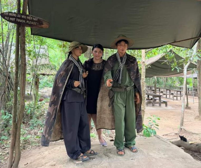 cu-chi-tunnels-and-mekong-delta-full-day-tour