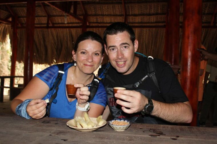 cu-chi-tunnels-and-saigon-city-private-tour