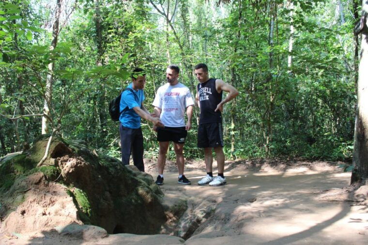 cu-chi-tunnels-and-saigon-city-private-tour