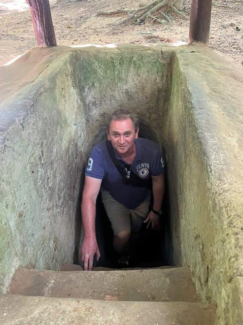 cu-chi-tunnels-saigon-city-tour-2