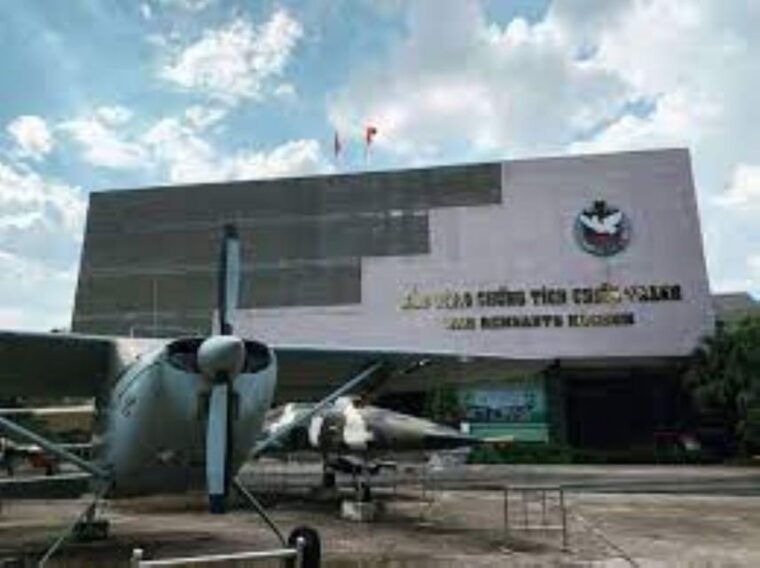 cu-chi-tunnels-saigon-city-tour-2