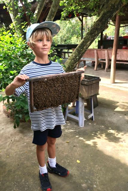 cuchi-tunnel-mekong-delta-superior-service-full-day-tour