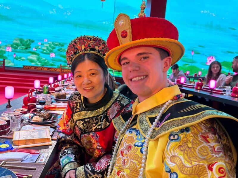 Cuisine Experience: Yu Xiandu Royal Gastronomy Museum - The Quality of Guides & Service