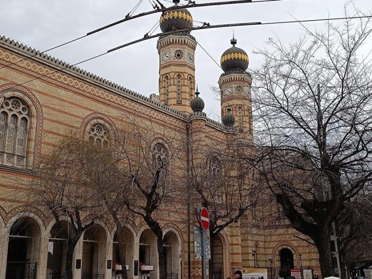 culinary-adventure-in-budapest-jewish-quarter