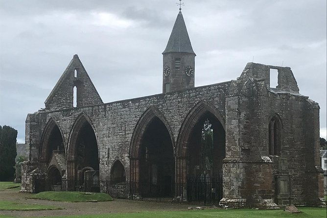 culloden-battlefield-clava-cairns-and-loch-ness-urquhart-castle