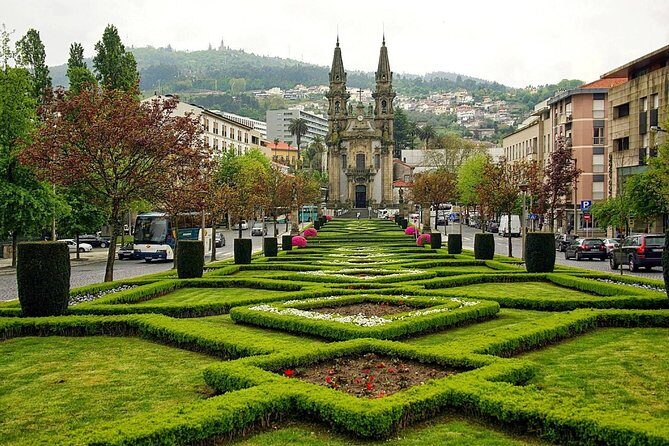 Cultural Route - Braga & Guimarães - from Porto - Introduction to the Experience
