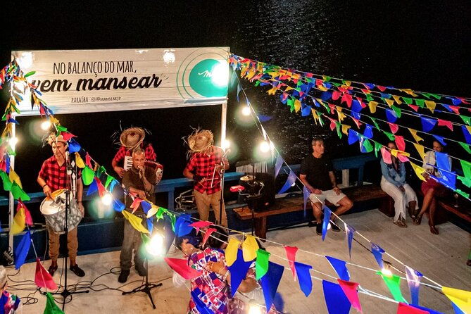 cultural-tour-on-the-forro-catamaran