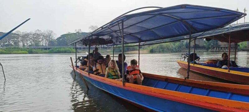 Cultural trekking and boat trip - FAQ