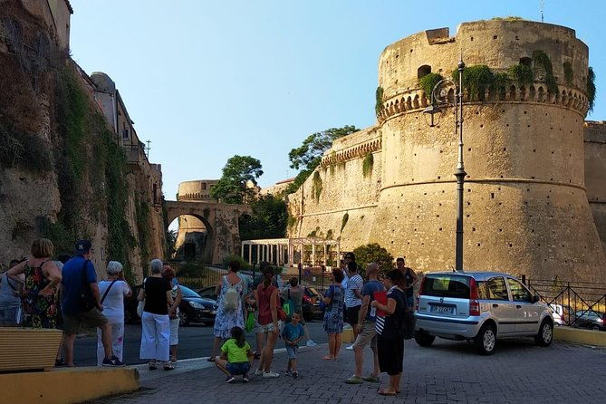cultural-visit-in-the-historic-center-of-crotone-2