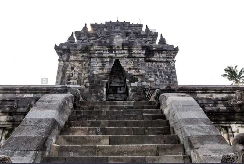 Cultural Wonders of Mendut - Exploring Mendut Temple: Art, Architecture, and Spirituality