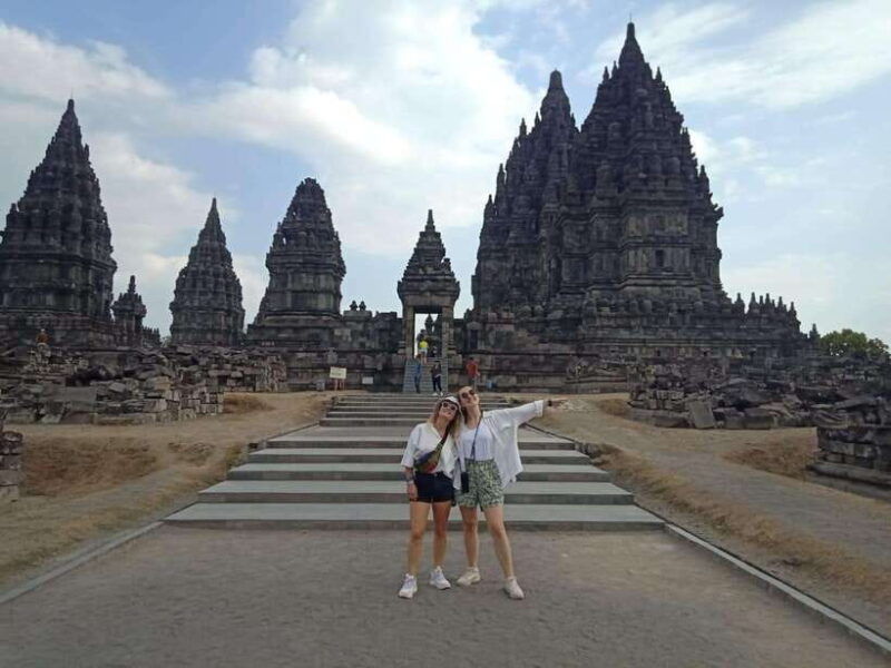 culture-tour-of-sultan-palacewater-castleijo-temple-sunset