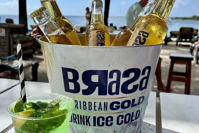 curacao-saturday-night-fever-karaoke-bar-hops