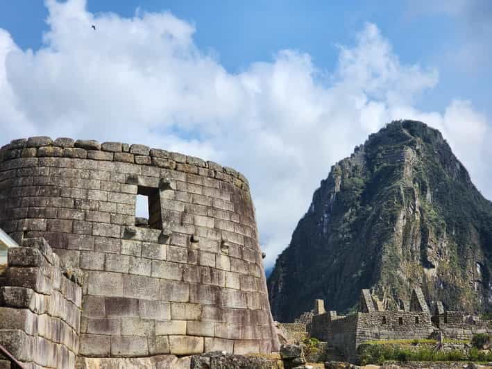 cusco-2-day-tour-to-sacred-valley-and-mountain-machu-picchu
