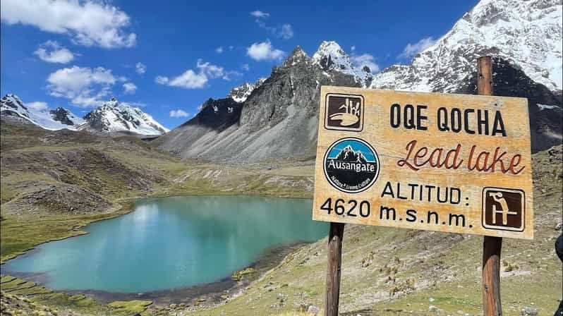 cusco-7-lake-ausangate-hike-with-hot-springs-and-lunch