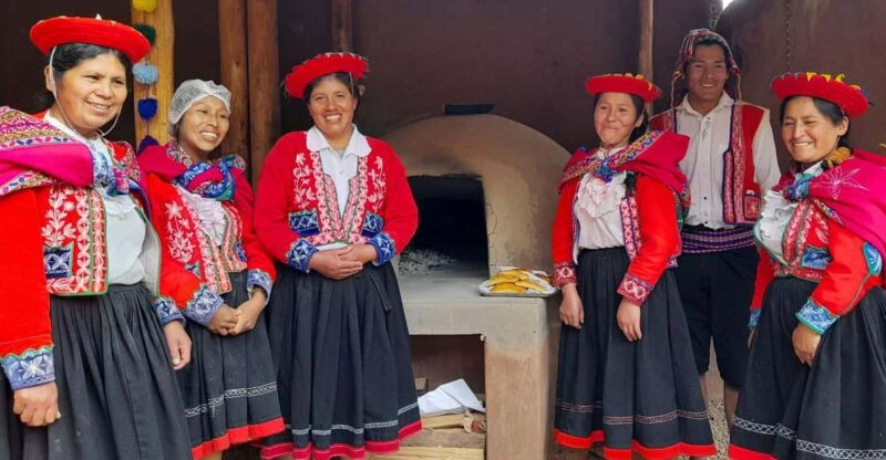 cusco-alpaca-therapy-and-healing-with-clay