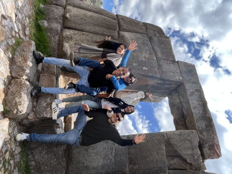 cusco-archeological-sites-tour-and-forest-photo-experience-2