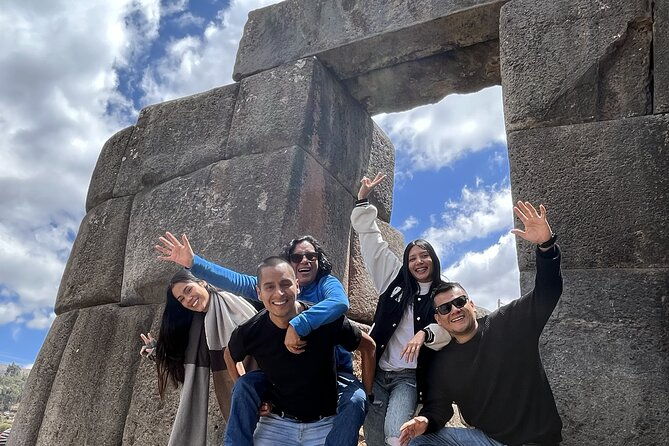 cusco-archeological-sites-tour-and-forest-photo-experience