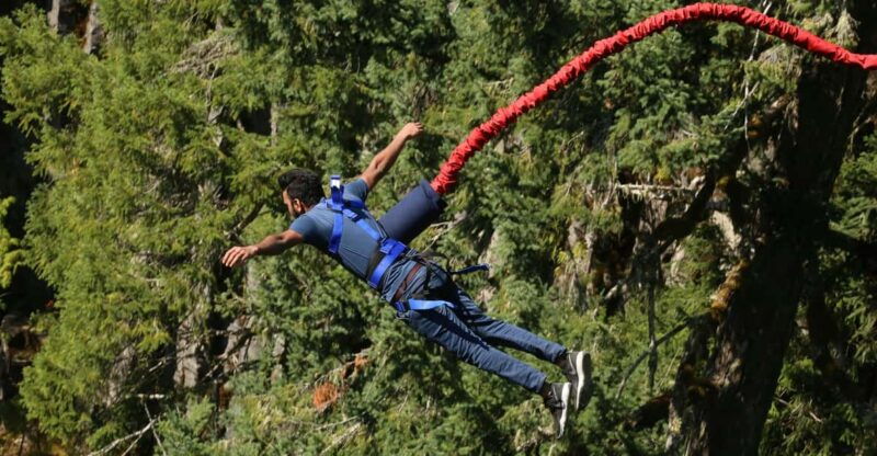 cusco-bungee-jump-over-peruvian-canyons