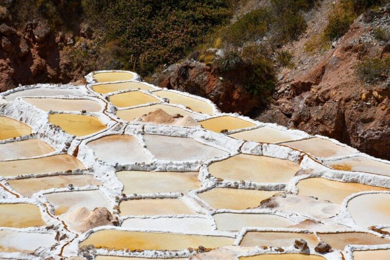 cusco-chinchero-moray-and-salt-mines-tour