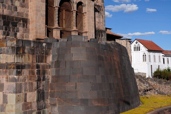 cusco-city-sightseeing-sacsayhuaman-archeological-park-tour