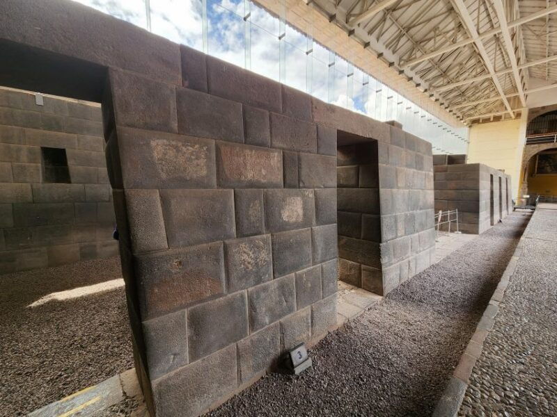 cusco-city-tour-qoricancha-saqsayhuaman-quenqo-puca-puca